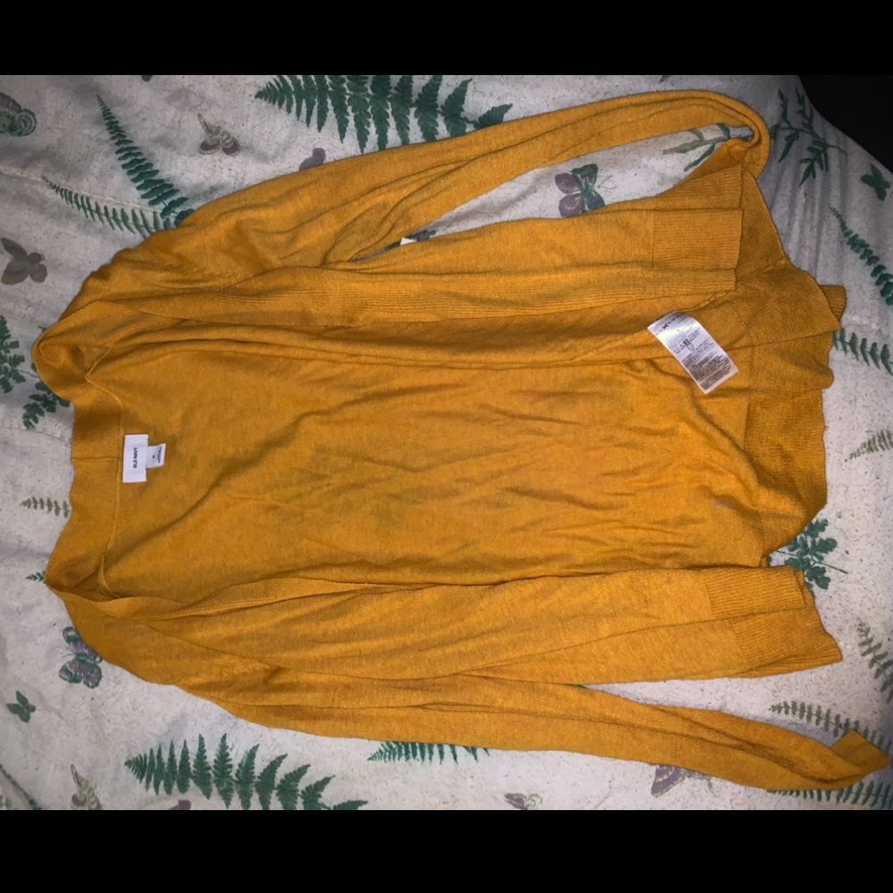 Old navy cardigan